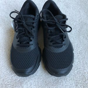 Men’s 9, Under Armour Speedswift 2 NWT